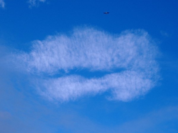 Облако в виде бабочки