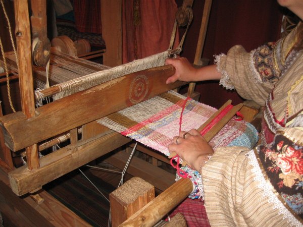 Ткацкий станок в древней Руси