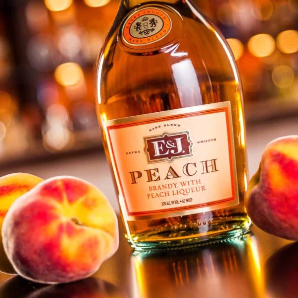 Арарат персиковый коньяк