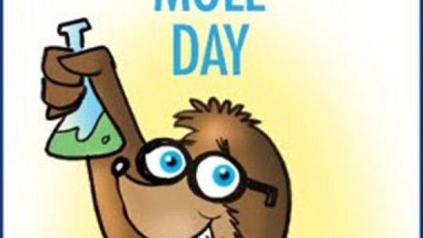 Рисунок на день моля