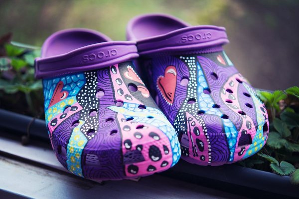 Разрисованные кроксы