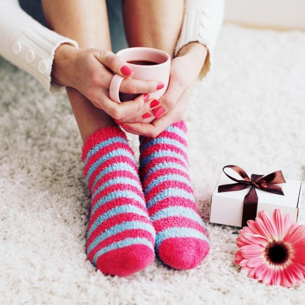 Девушки в носках