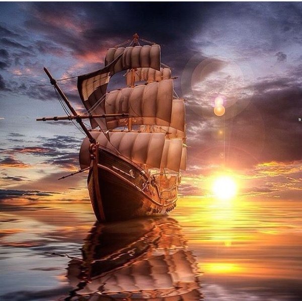 Парусник на закате