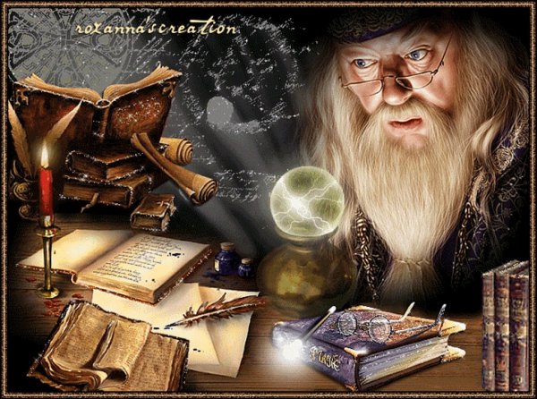 Волшебник с книгой