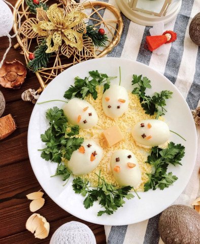 Фаршированные яйца мышки