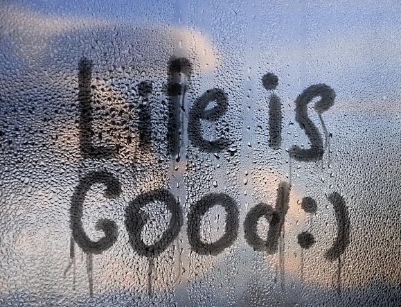 Красивые надписи на стекле