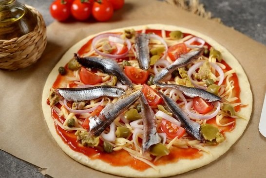 Пицца Наполи с анчоусами