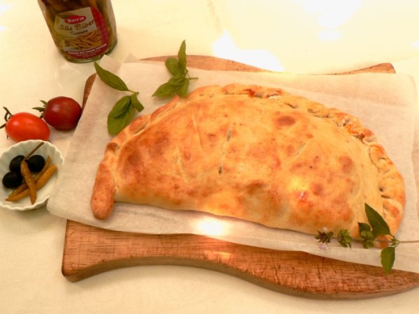 Кальцоне Милано