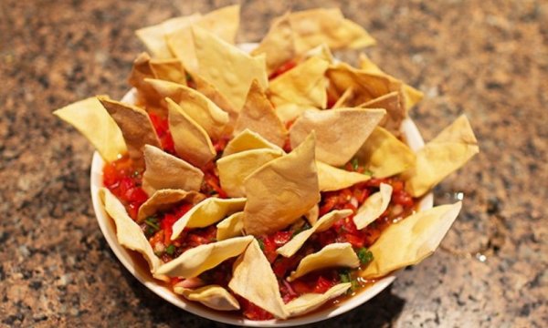 Чипсы кукурузные начос треугольные 500г