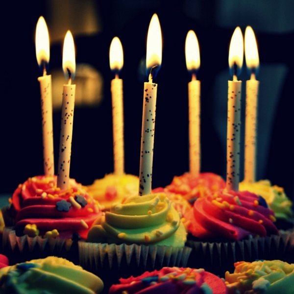 День дарения огня семи свечкам