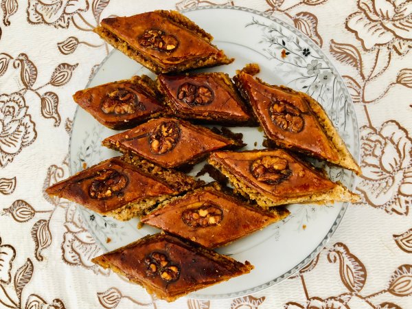 Пахлава темная