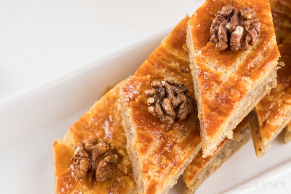 Армянская пахлава и гата