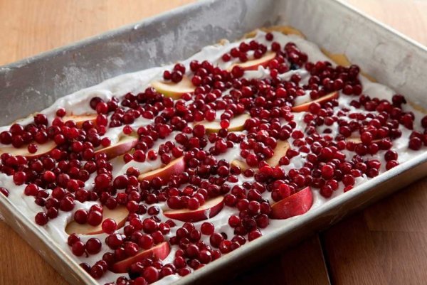 Пирог с клюквой