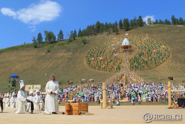 Ысыах Олонхо в Хангаласском улусе