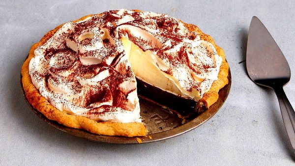 Шоколадный кремовый пирог