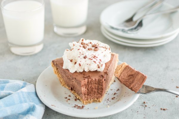 День баварского кремового пирога