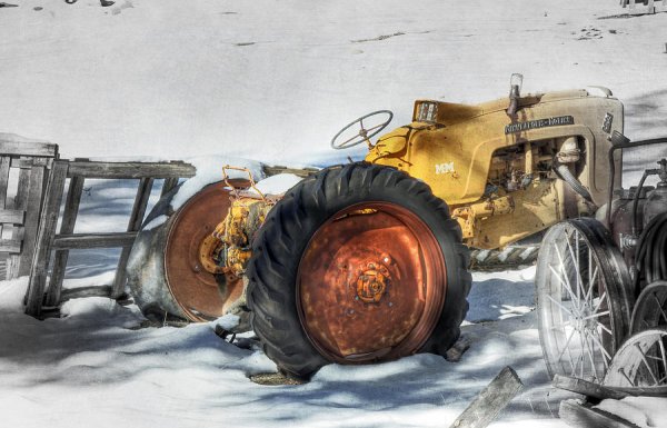 Робот трактор арт