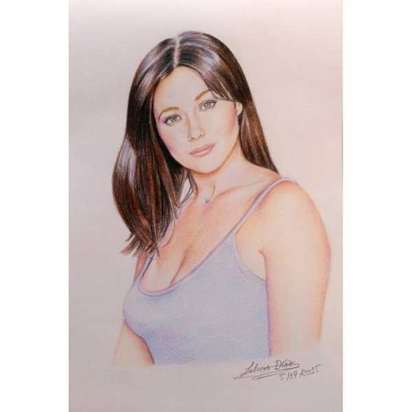 Зачарованные портрет Холли Мэри Комбс