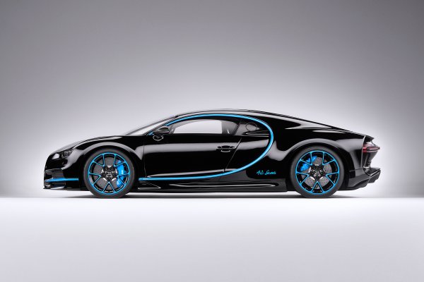 Гиперкар Bugatti Chiron