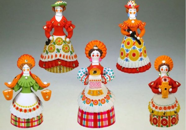 Народная игрушка барышня Дымковская