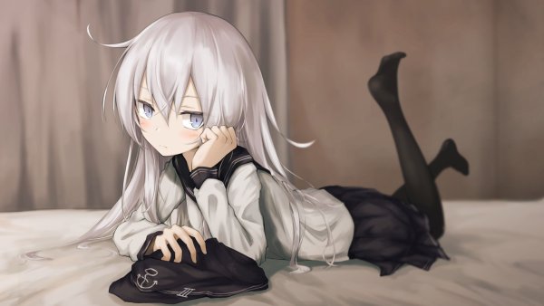 Аниме девушка с белыми волосами