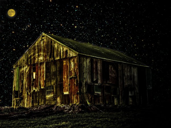 Дом сарай ночь