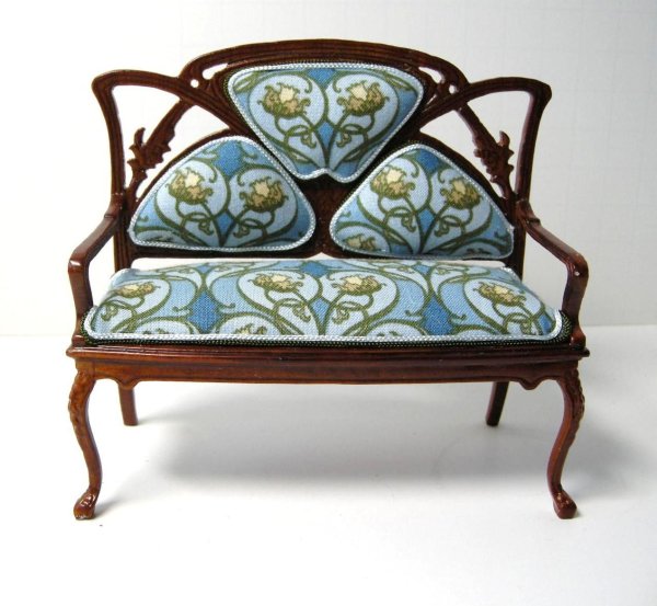 Модерн ар-нуво мебель