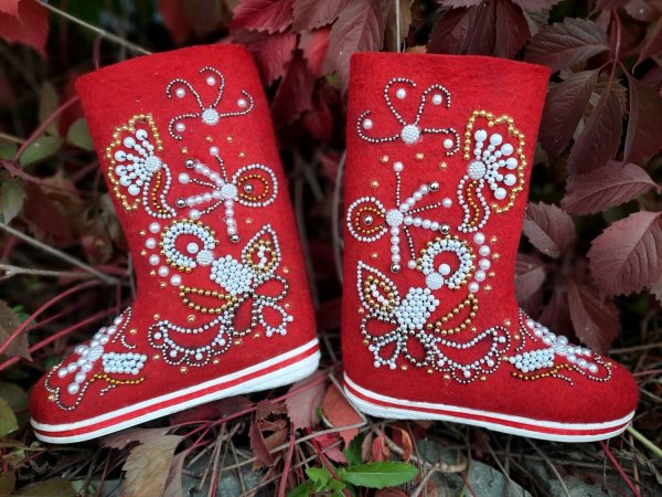 Валенки Юман красные