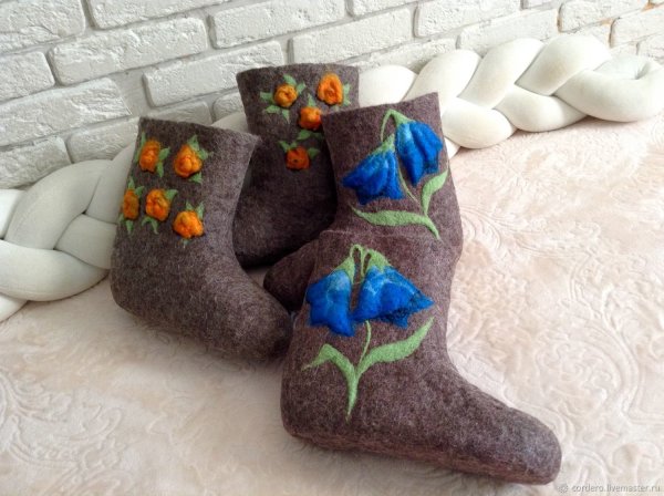Шерстяные валенки