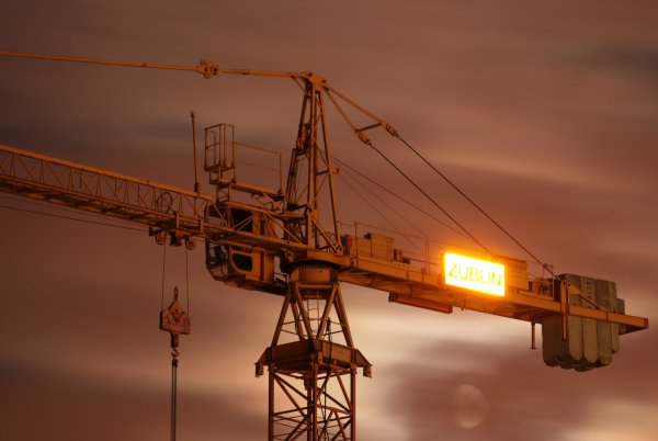 Кран строительный