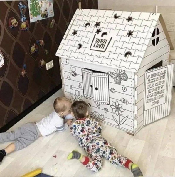 Детский картонный домик