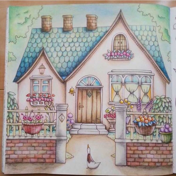 Домик цветными карандашами