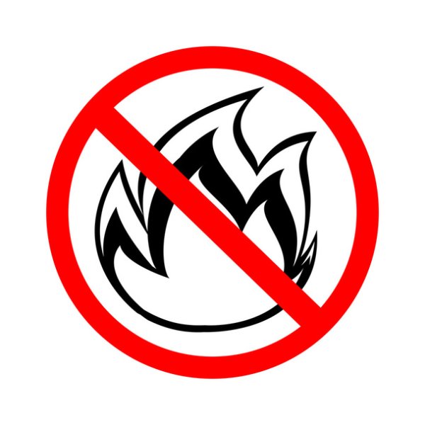 Знак не жечь костер в лесу