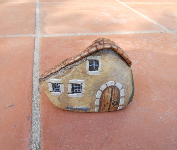 Домики на гальке