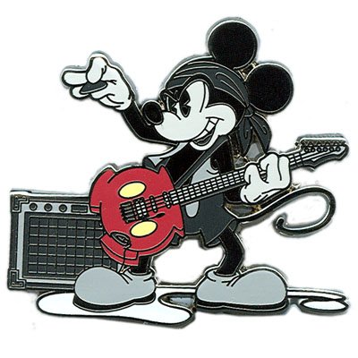 Микки и Минни Маус карандашом