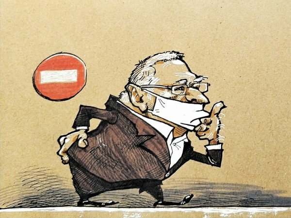 Собчак облила Жириновского