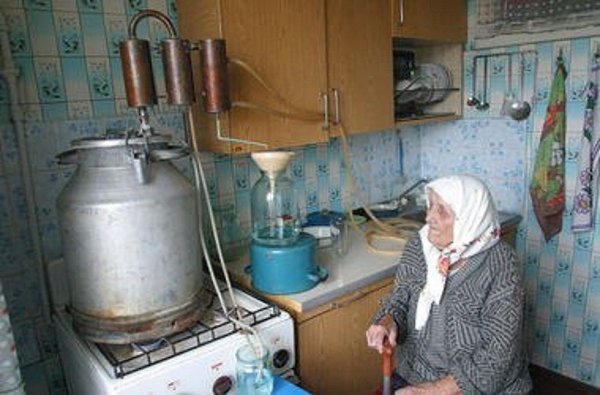 Самогонный аппарат прикол
