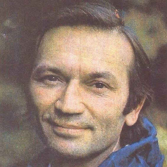 Рубен Варшамов след динозавра