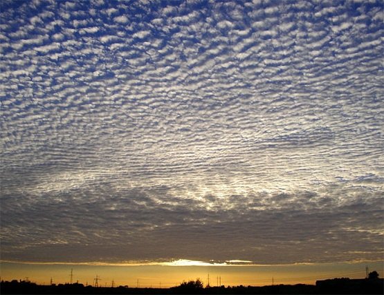 Тают облака