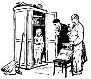 Виктор Голявкин в шкафу