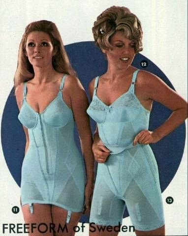 Женщины в панталонах 70 е годы