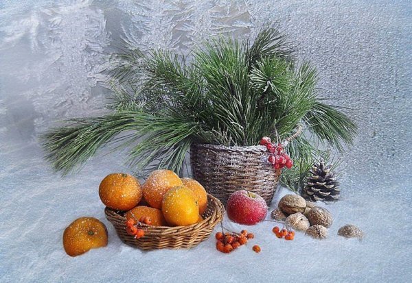 Новогодний натюрморт акварелью