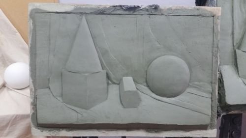 Рельеф натюрморта из скульптурного пластилина