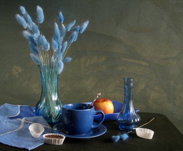 Декоративный натюрморт разбеленный колорит