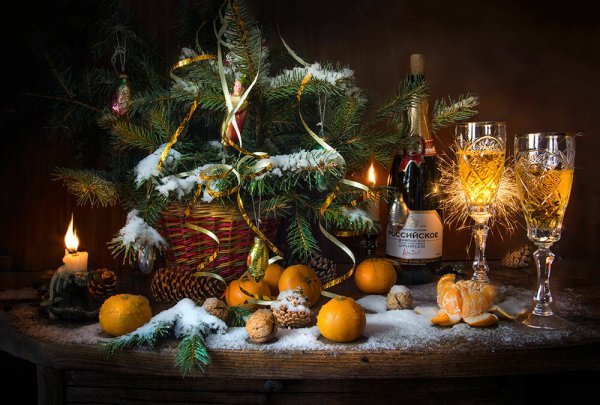 Новогодние композиции с советскими игрушками