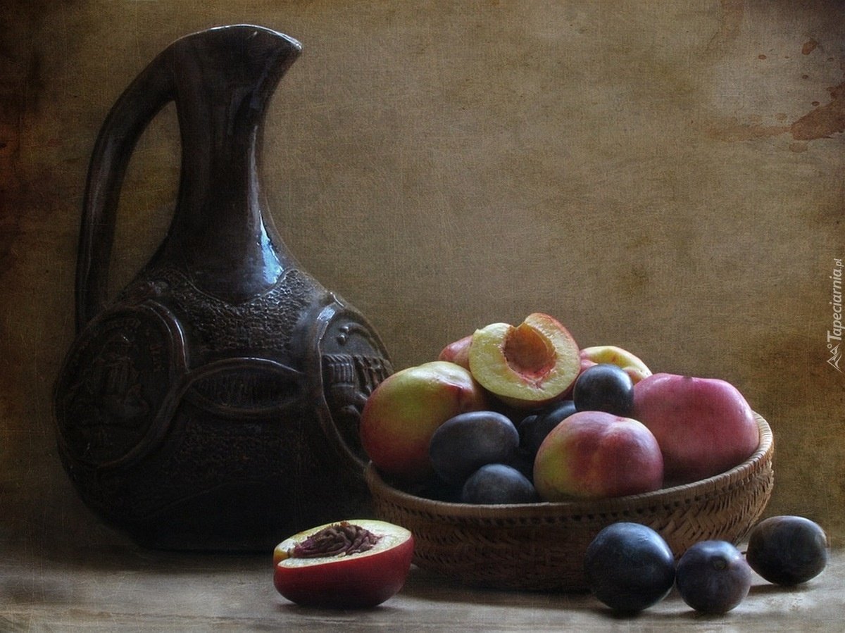 Натюрморт с глиняным кувшином и фруктами