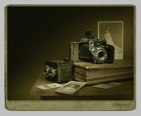 Композиция с фотоаппаратом