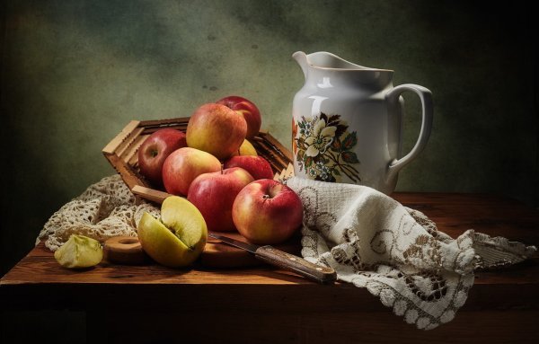 Натюрморт скатерть