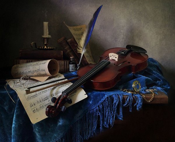 Тематический натюрморт