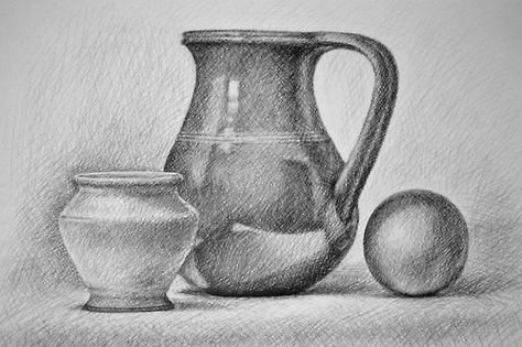 Стеклянный кувшин карандашом